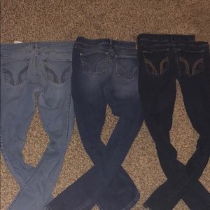 3 pairs of Hollister jeans!!